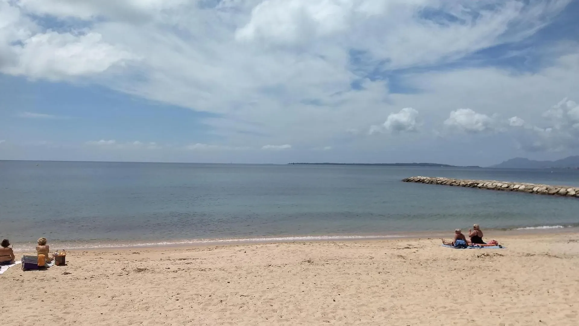 Apartment Ferienwohnung White Pearl Antibes Frankreich